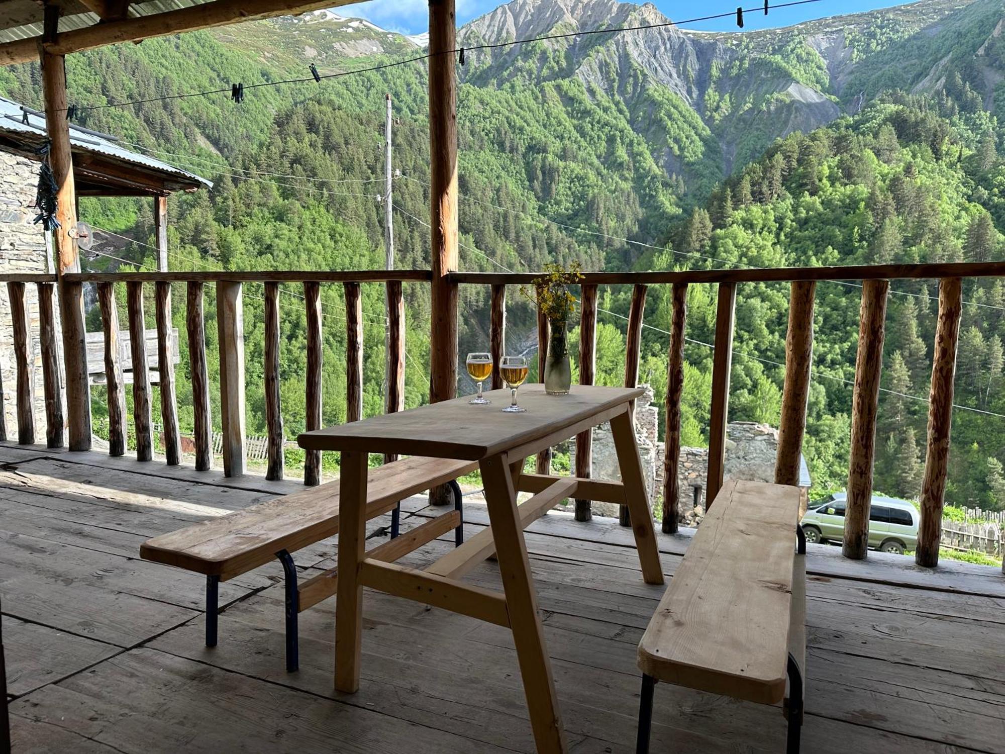 Tamazi Guest House Адиши Экстерьер фото