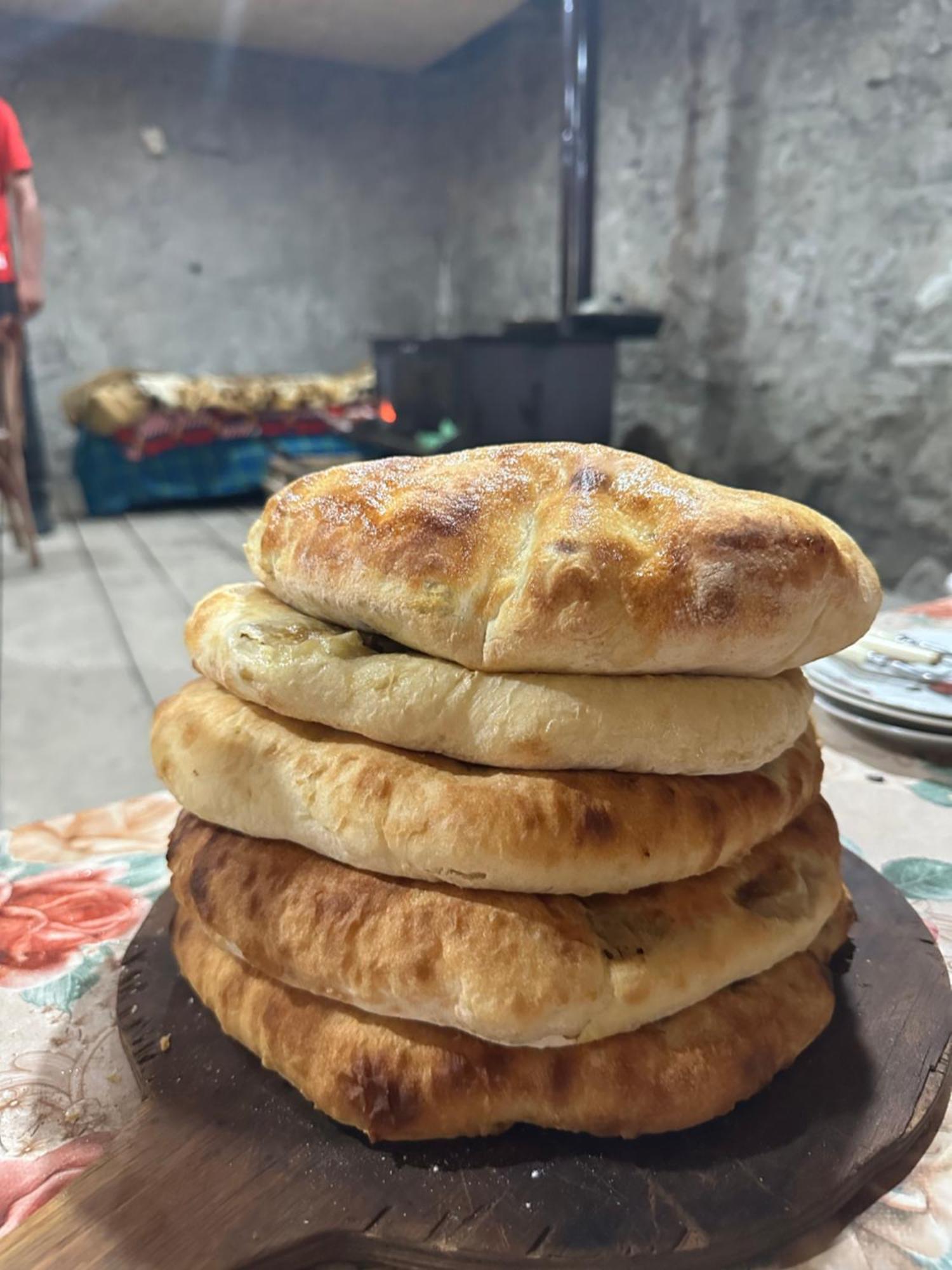 Tamazi Guest House Адиши Экстерьер фото
